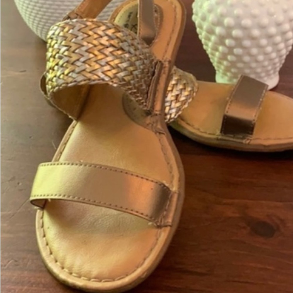 BOC born woman’s sandals - Picture 3 of 6